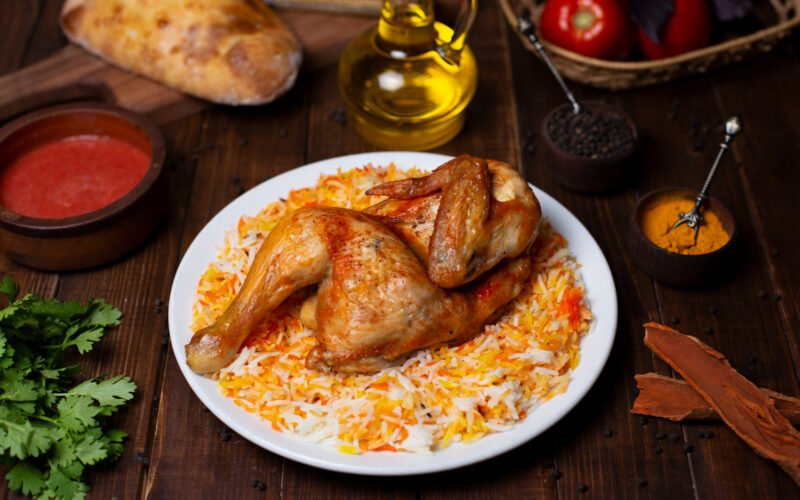 طريقة تحضير صدور الدجاج مع الأرز بسهولة لوجبة صحية ولذيذة